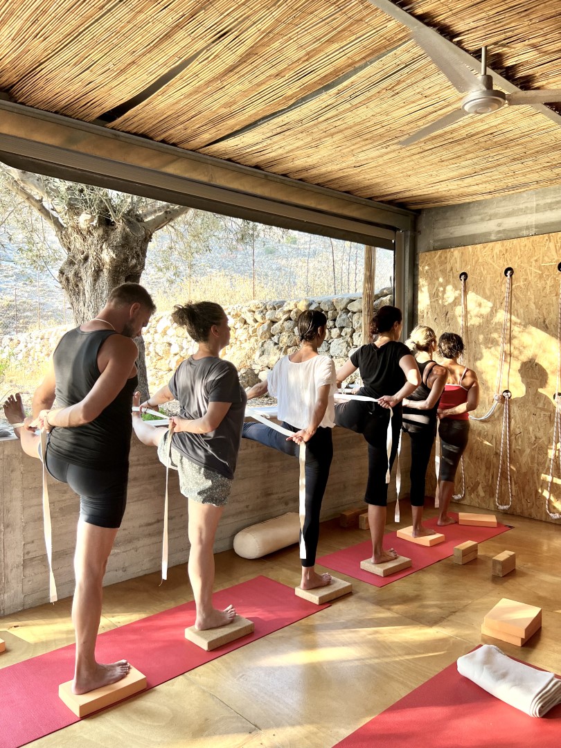 Ilaria Zinzani Yoga Retreats - Creta Chora Sfakion