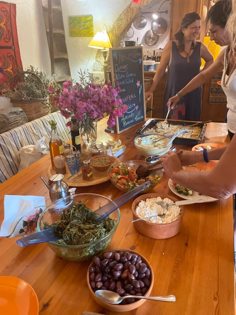 Ilaria Zinzani Yoga Retreats - Creta Chora Sfakion